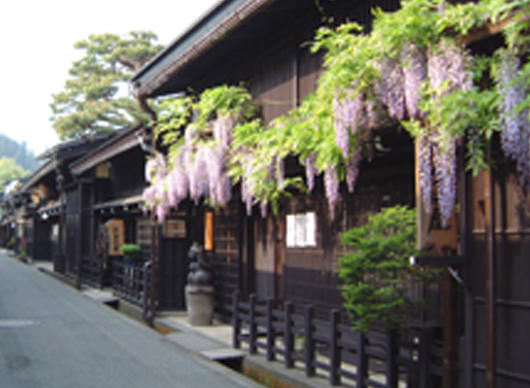 4. JR高山駅より徒歩3分！徒歩10分圏内に主要観光スポットが多数