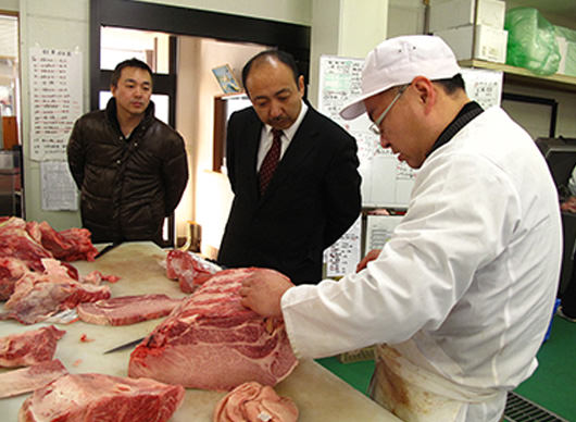 3. 丹生川精肉さん 飛騨牛販売小売店さん見学