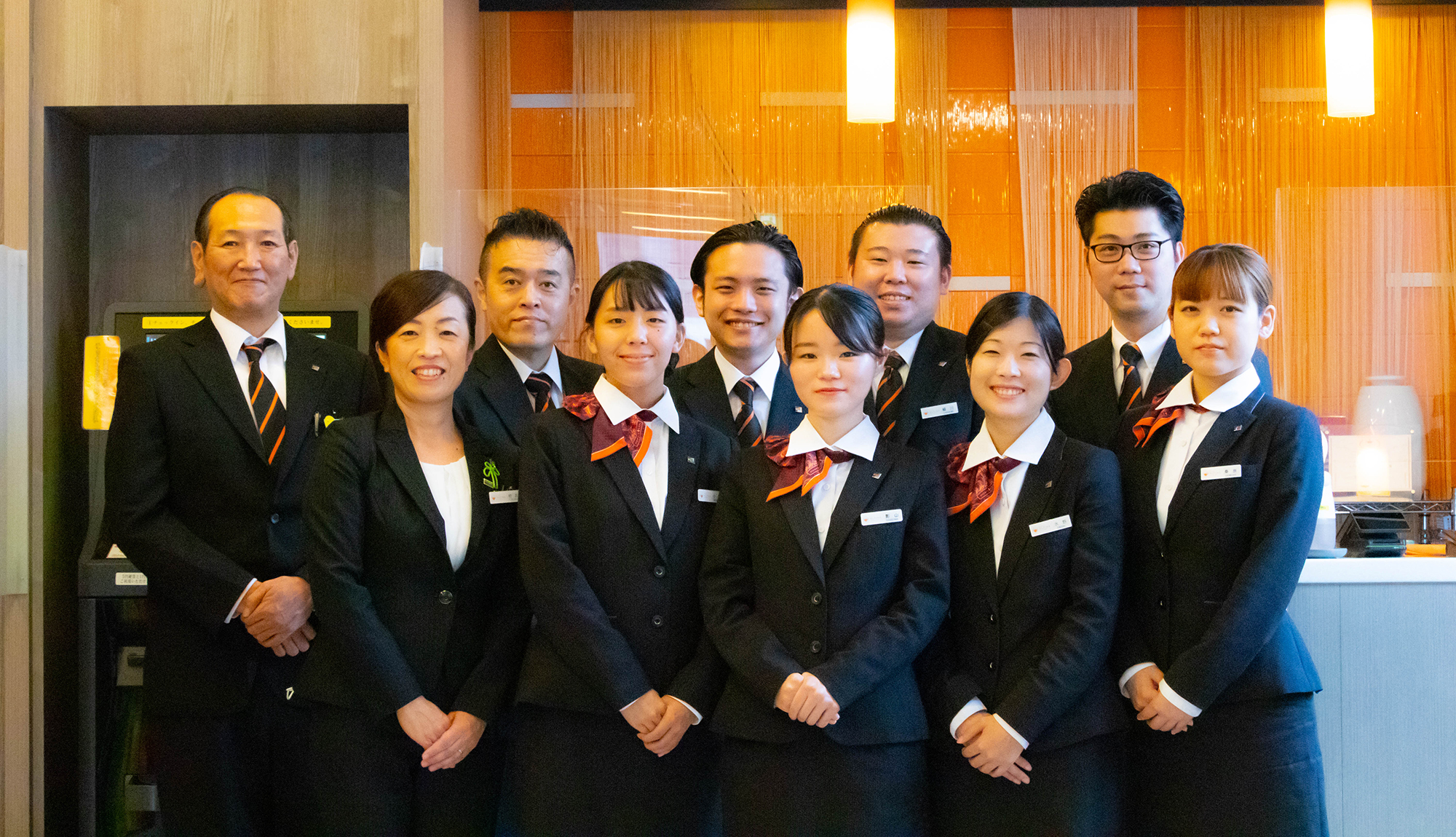 フロンティア観光株式会社 3